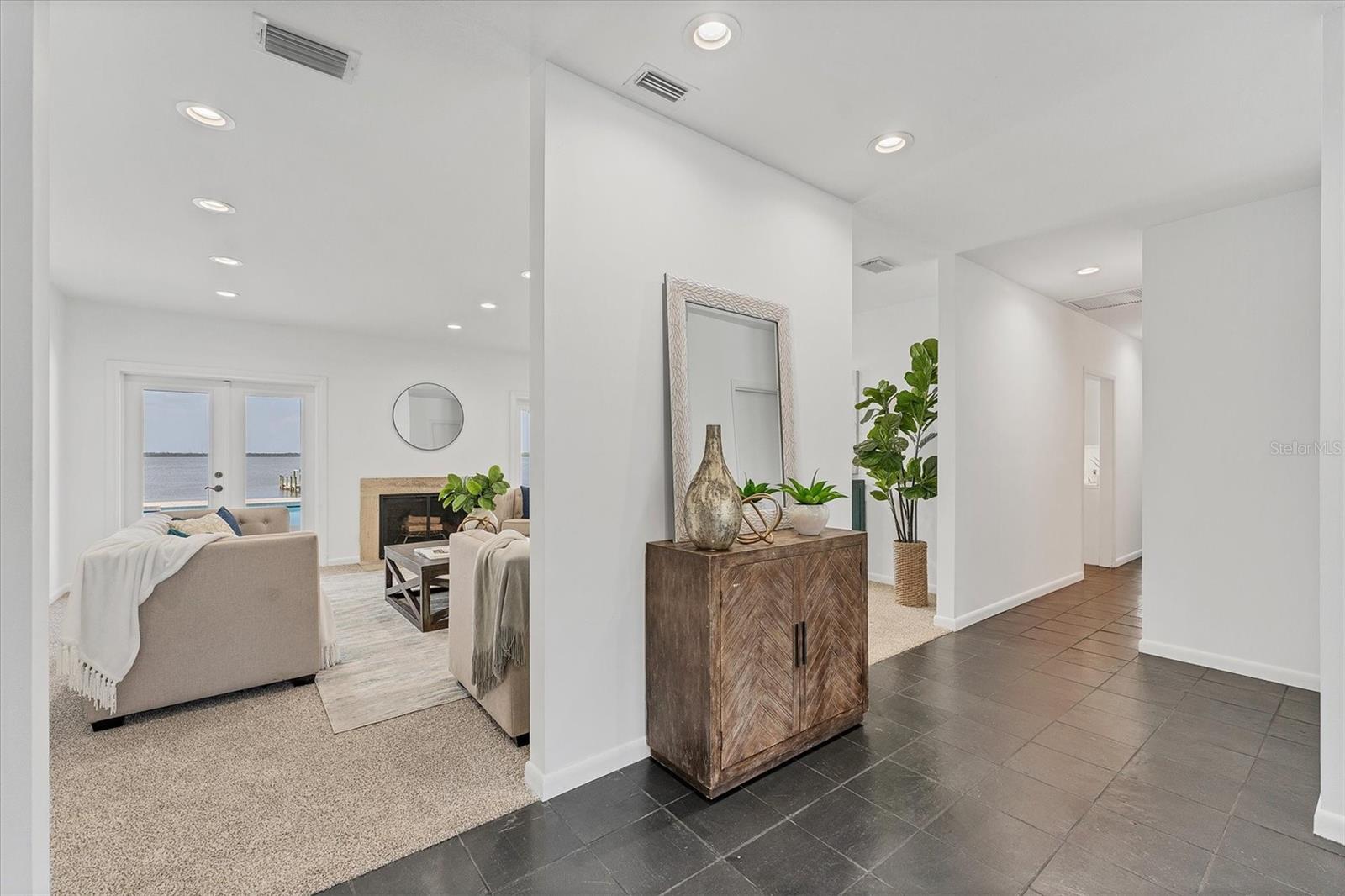 SHAWS POINT - Residential