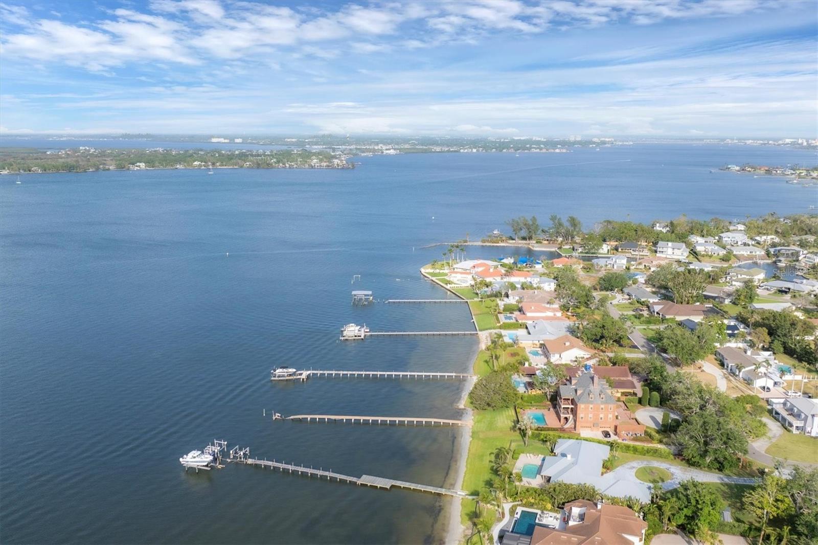 SHAWS POINT - Residential