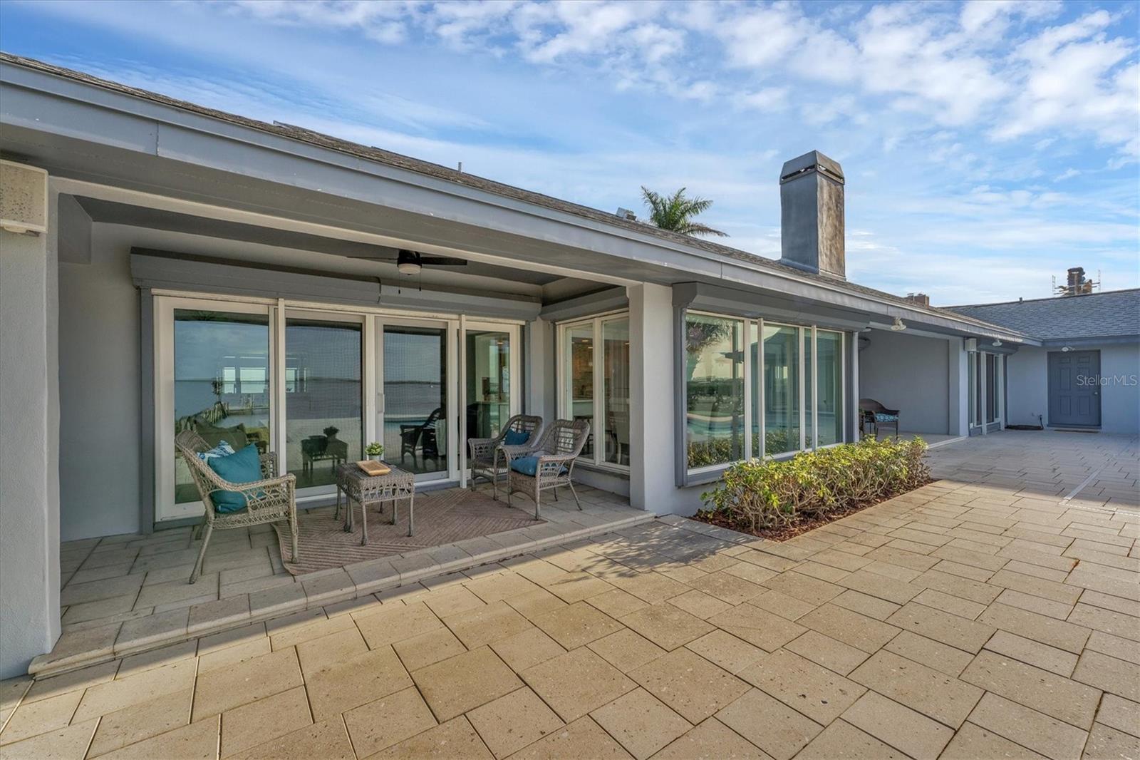 SHAWS POINT - Residential