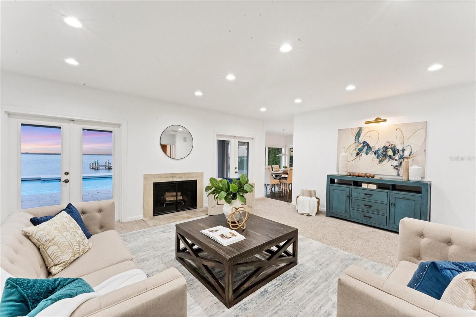 SHAWS POINT - Residential