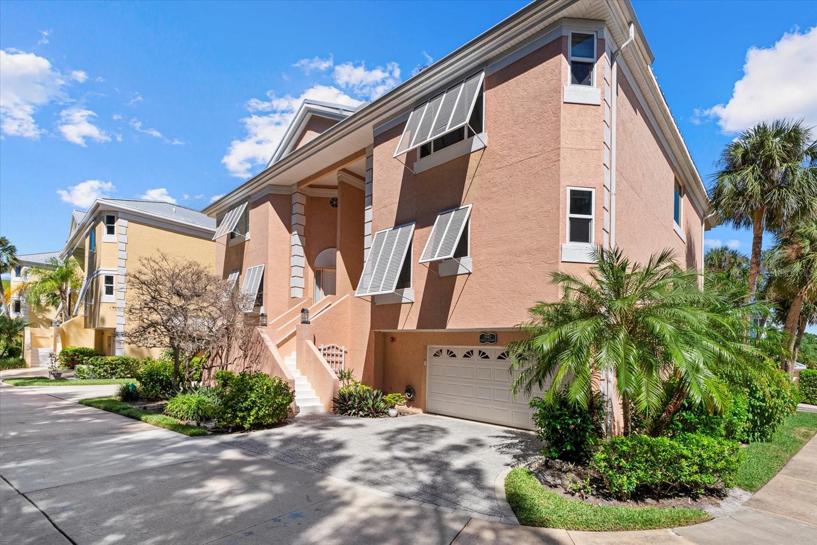 3942 HAMILTON CLUB CIRCLE 13