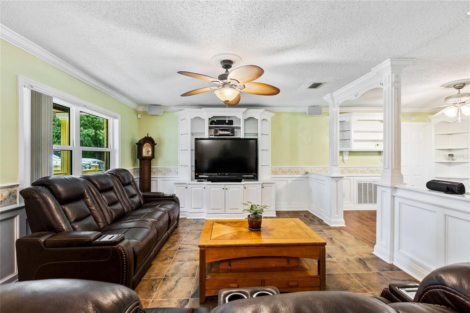 3048 MANGO TREE DRIVE