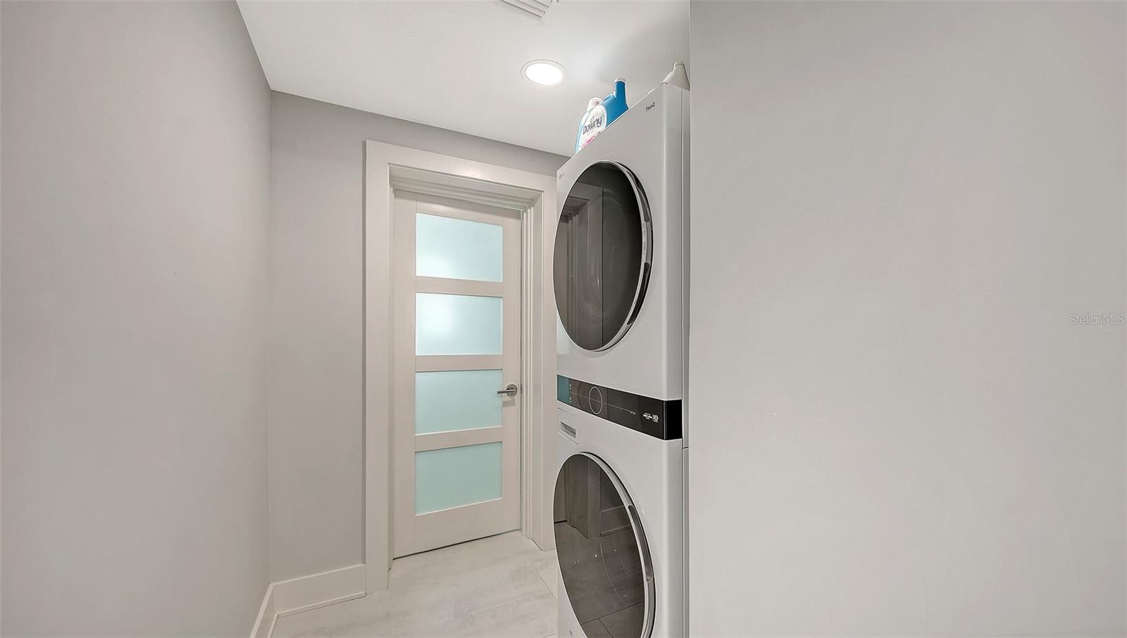 SPANISH MAIN YACHT CLUB CONDO - Residential