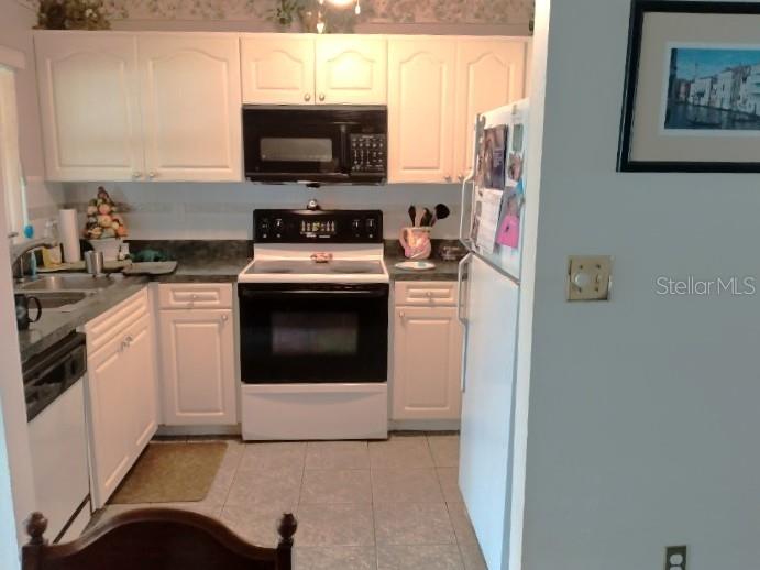 APOLLO BEACH UNIT ONE PT ONE - Residential