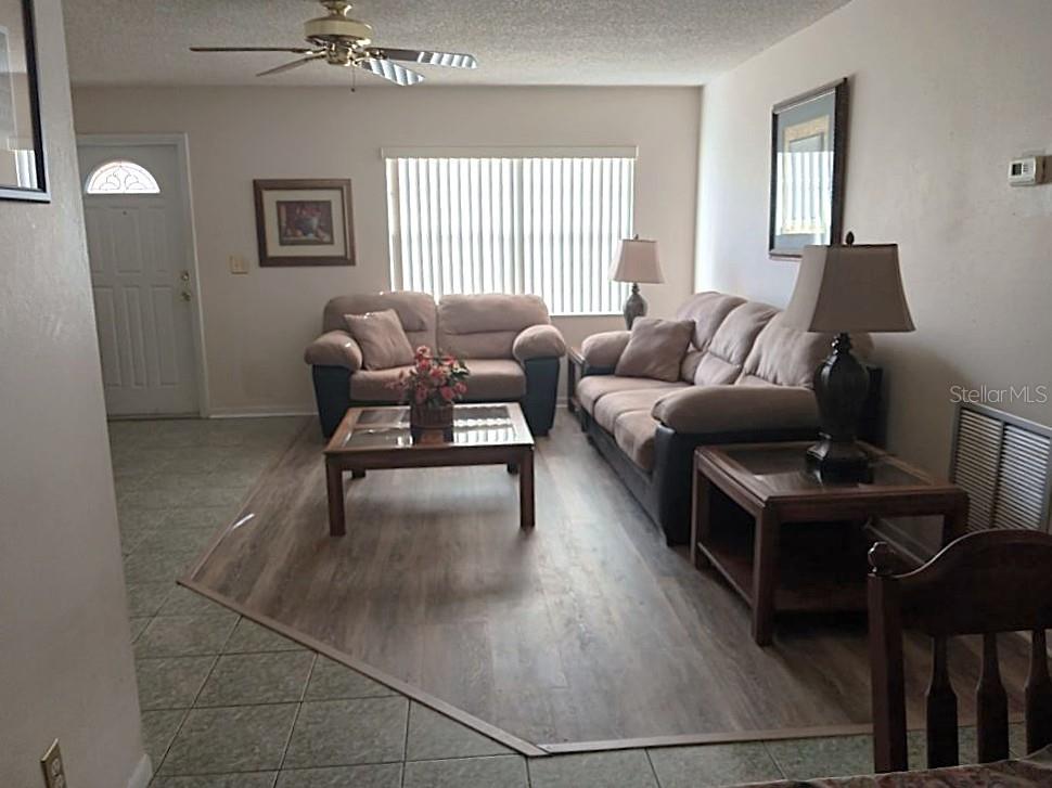 APOLLO BEACH UNIT ONE PT ONE - Residential
