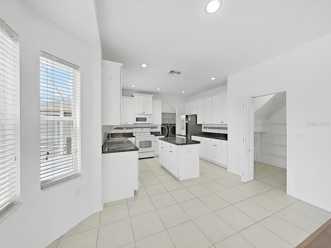 MIRA LAGO WEST PH 1 - Residential