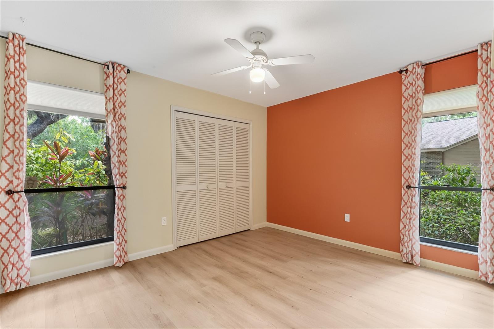 WOODLAND PARK - Residential