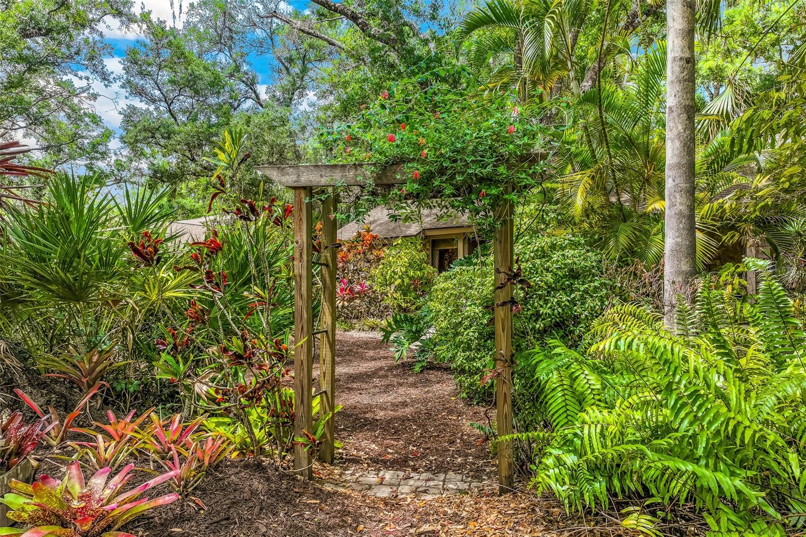 WOODLAND PARK - Residential