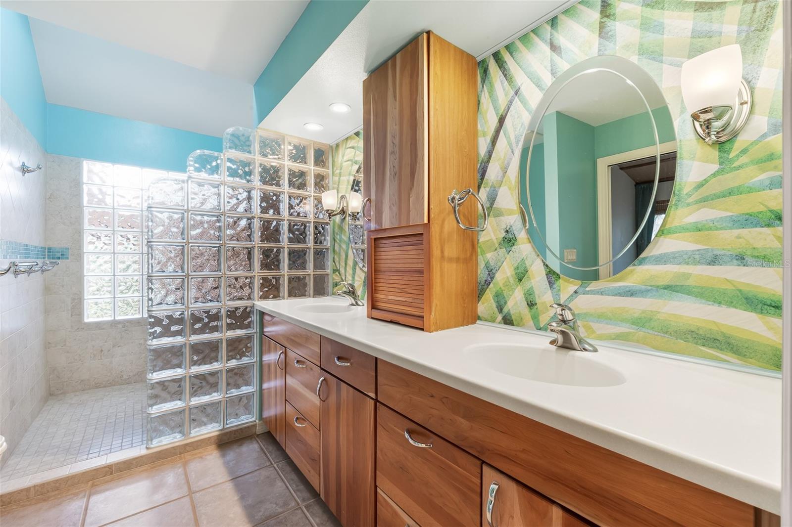 WOODLAND PARK - Residential