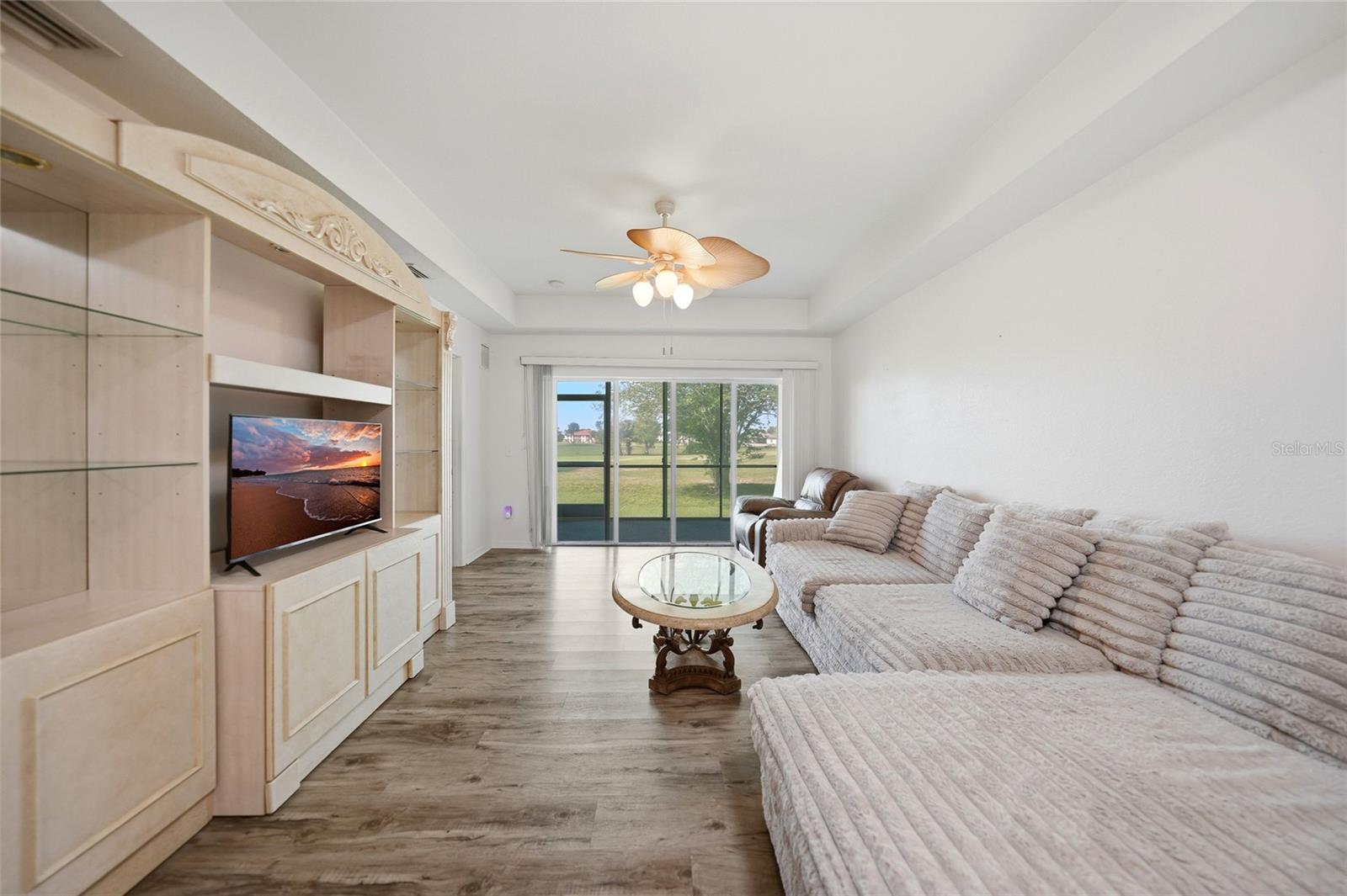 LINKS EDGE PH 02 BLDG 02 - Residential