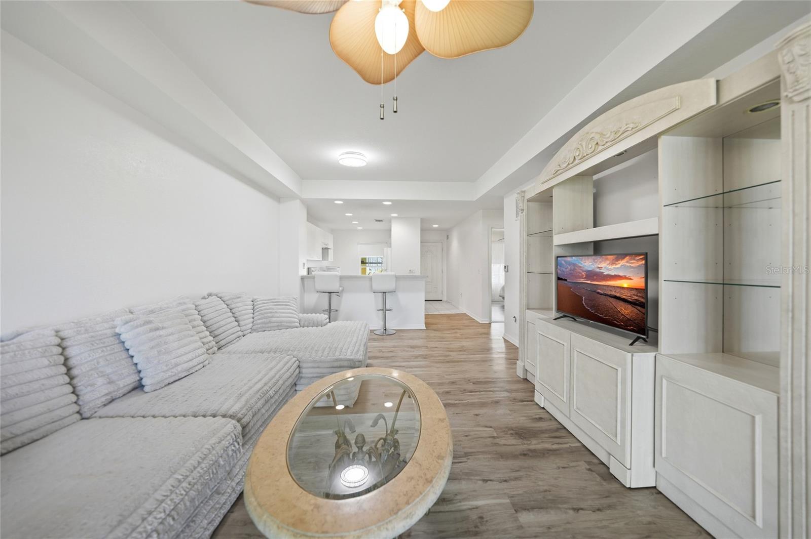 LINKS EDGE PH 02 BLDG 02 - Residential