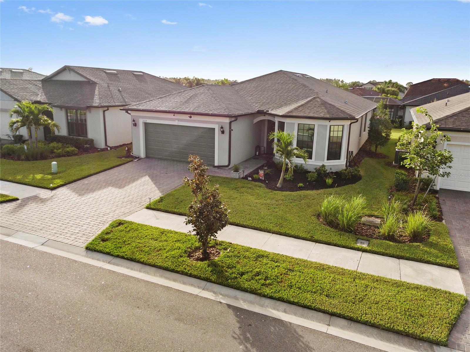 CEDAR GROVE AT THE WOODLANDS - Residential