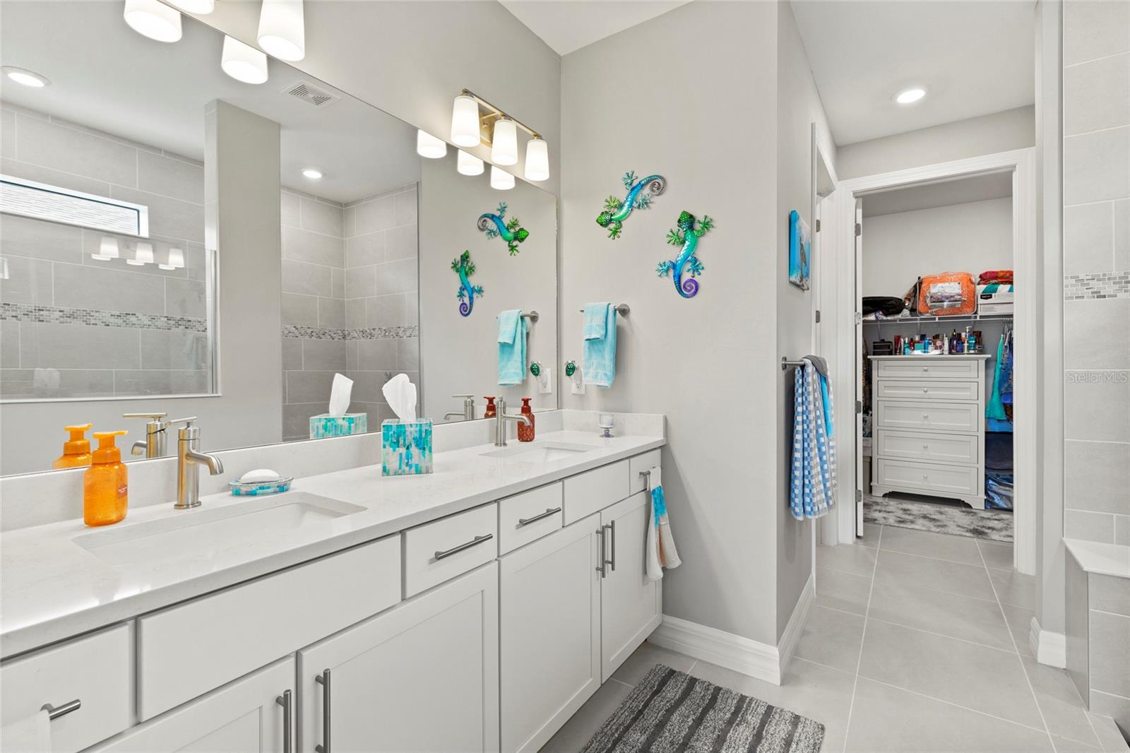 CEDAR GROVE AT THE WOODLANDS - Residential