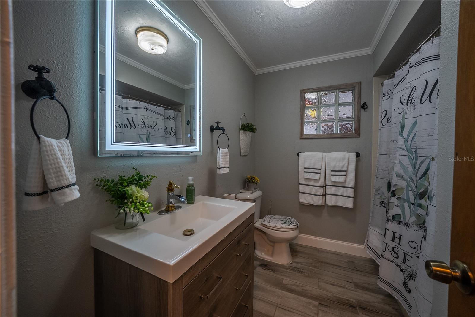 PINE RUN ESTATE - Residential