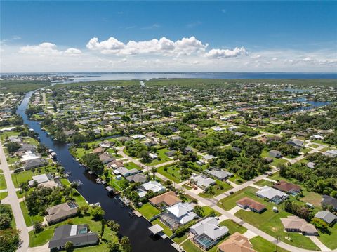 A home in PORT CHARLOTTE