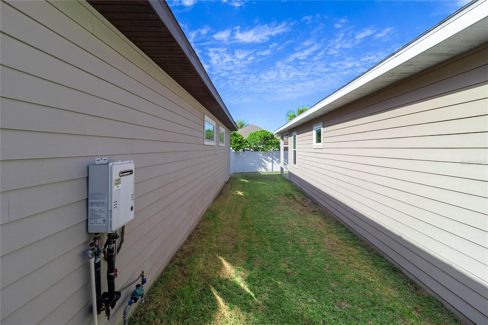 COUNTRYWAY TOWNSQUARE - Residential