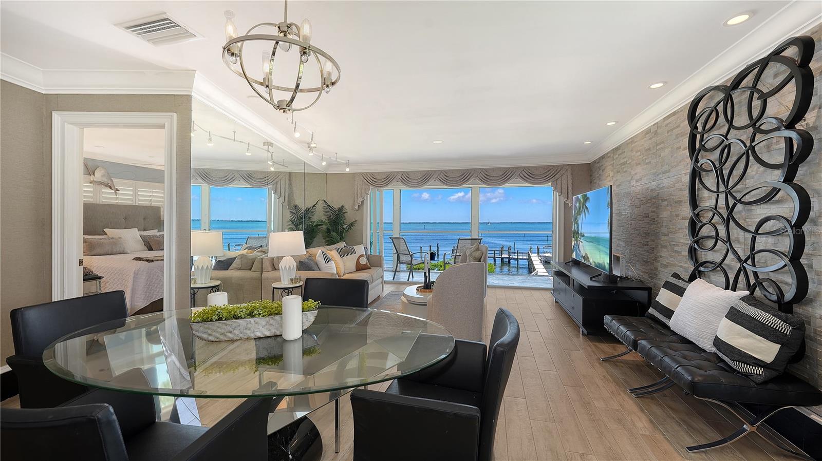 LONGBOAT LANDING - Residential