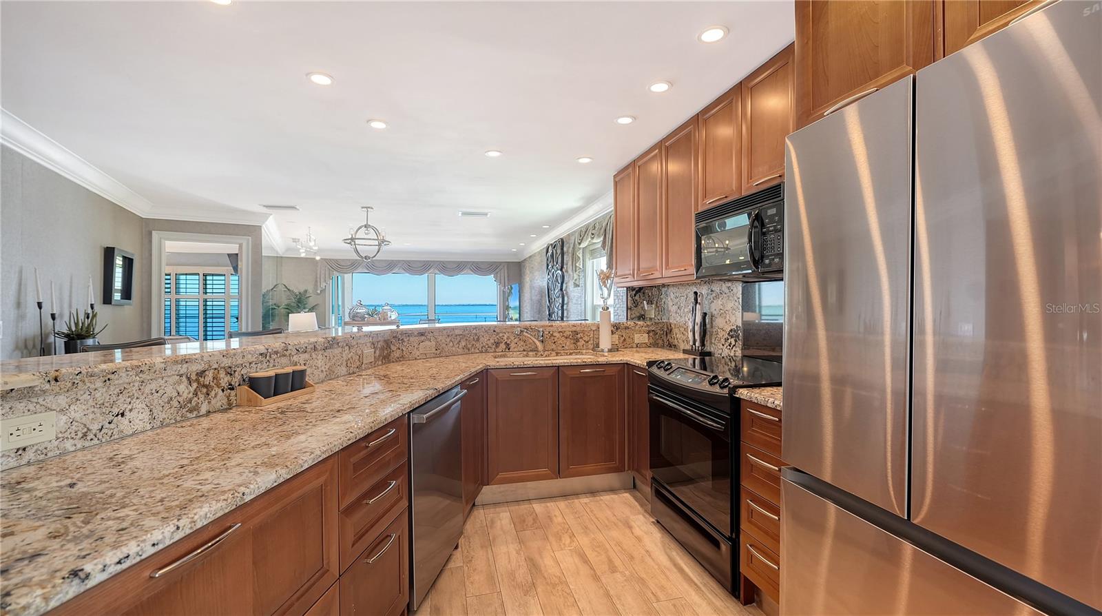 LONGBOAT LANDING - Residential