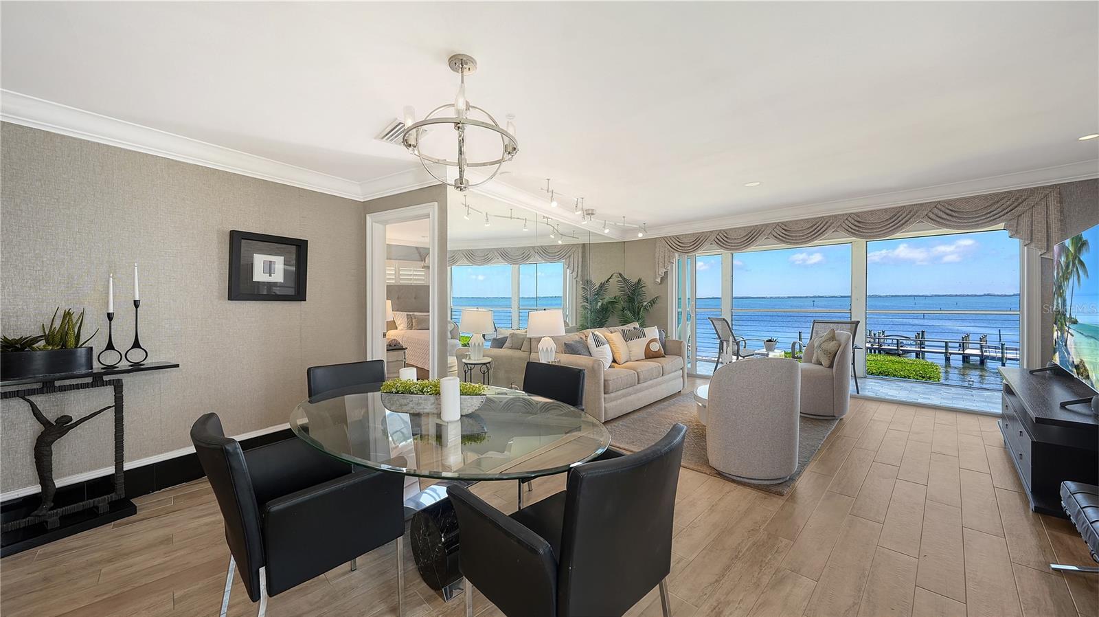 LONGBOAT LANDING - Residential