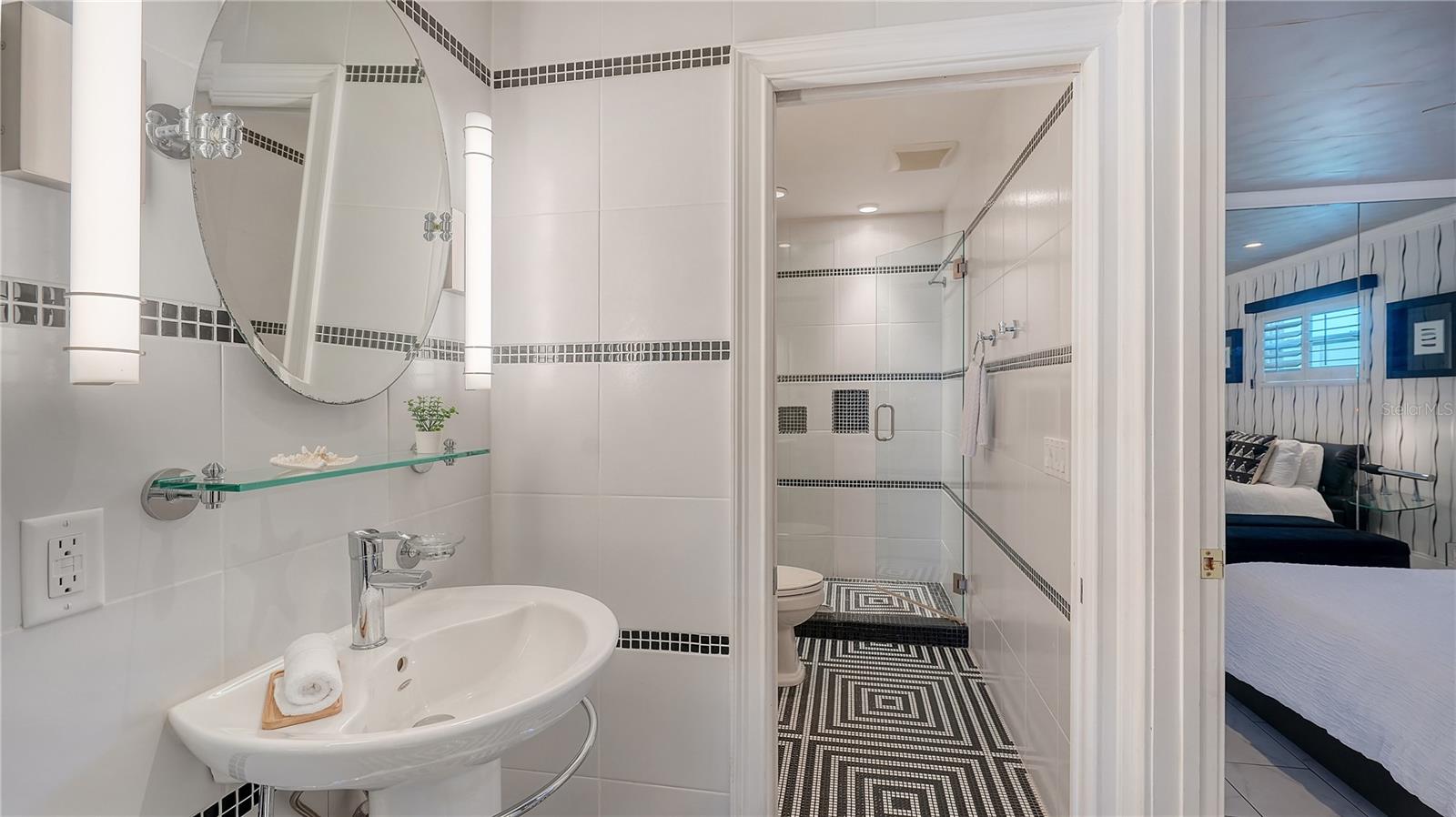 LONGBOAT LANDING - Residential