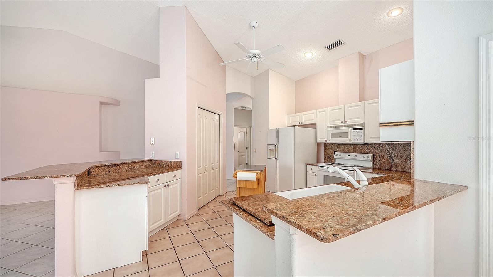 STONEYBROOK GOLF & COUNTRY CLUB - Residential