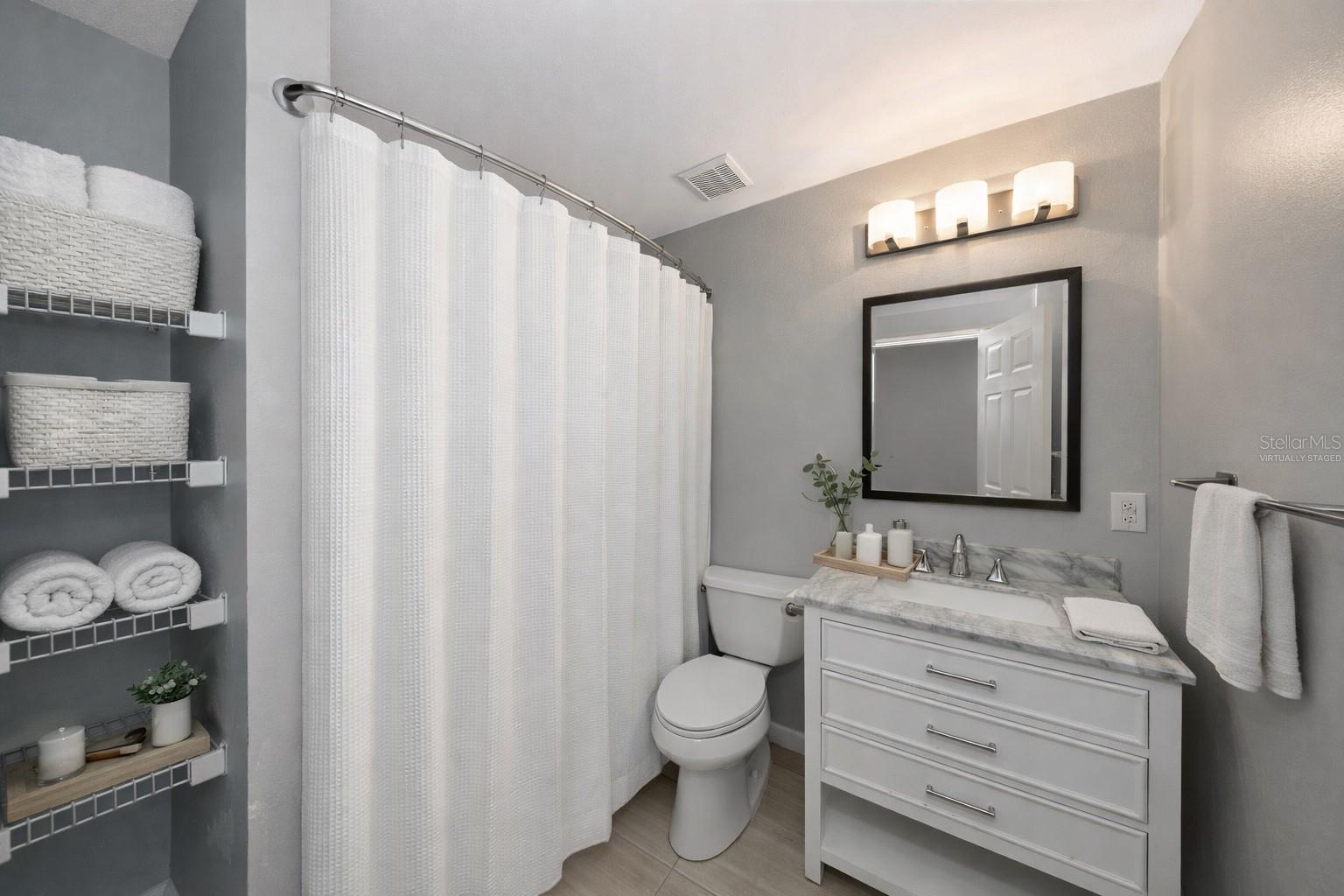 701 MIRROR LAKE CONDO - Residential