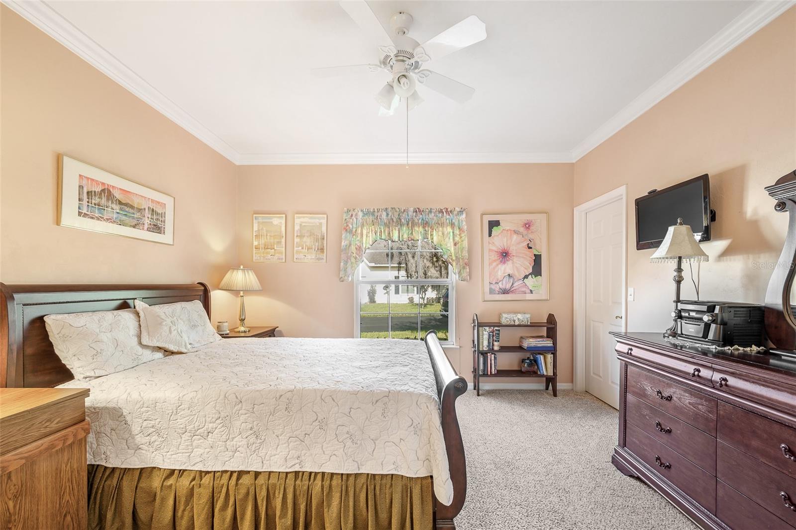 WILLIAMSBURG AT MEADOWBROOK - Residential