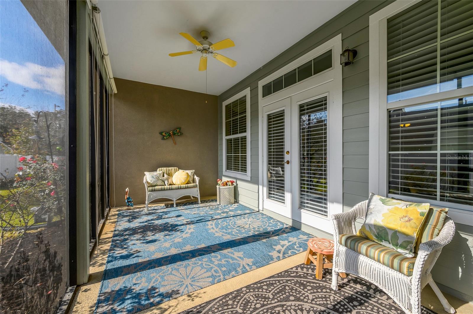 WILLIAMSBURG AT MEADOWBROOK - Residential