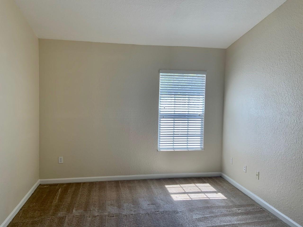 REGENCY OAKS UNIT ONE - Residential Lease