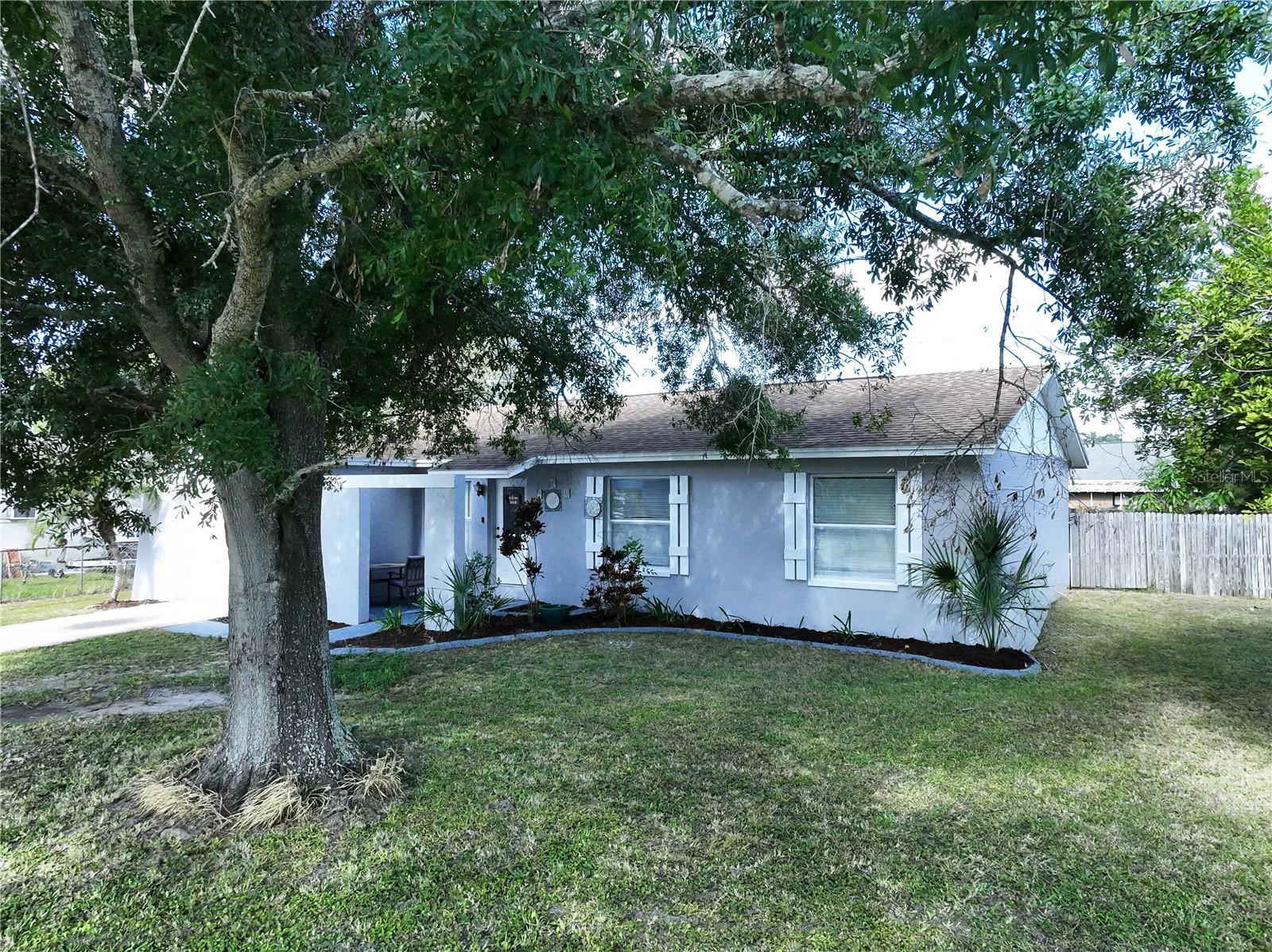 APOLLO BEACH UNIT 1 PT 2 - Residential