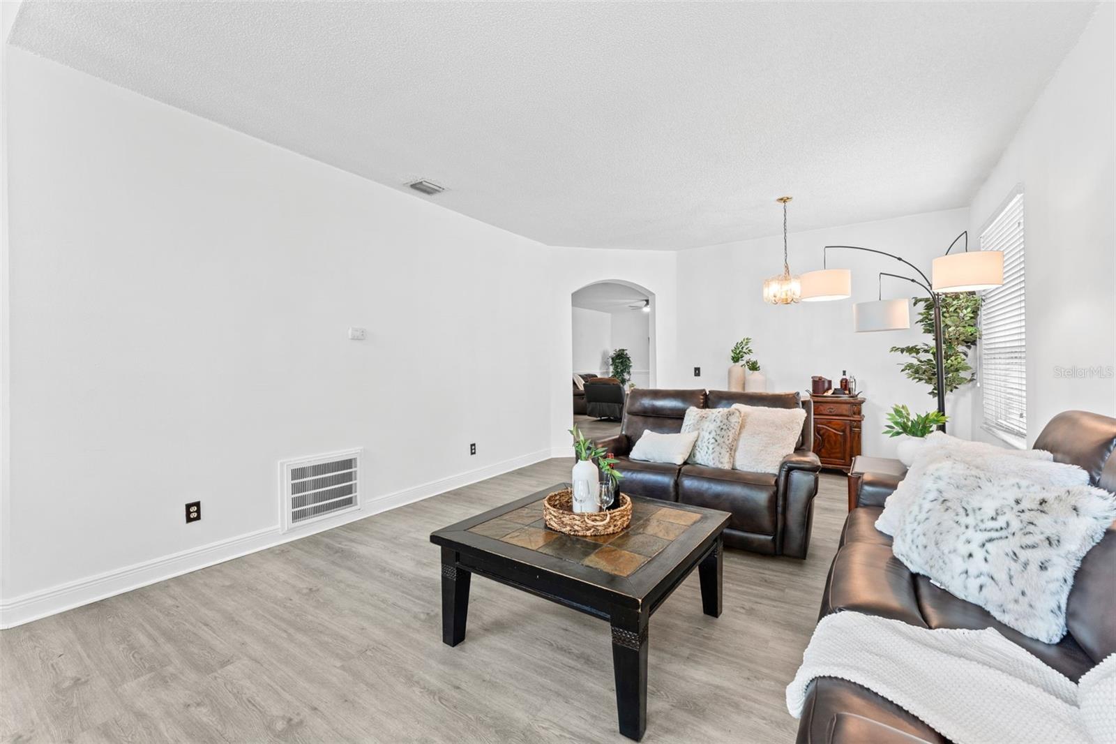 1114 BALLYSHANNON PARKWAY