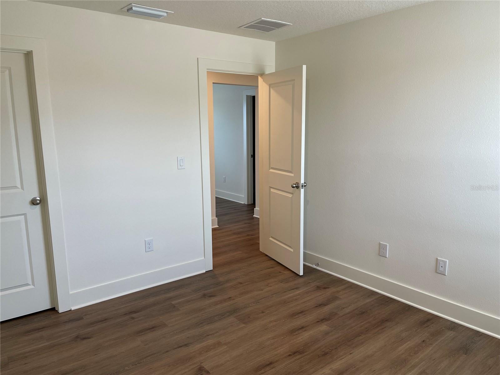 ARBOR MEADOWS - Residential