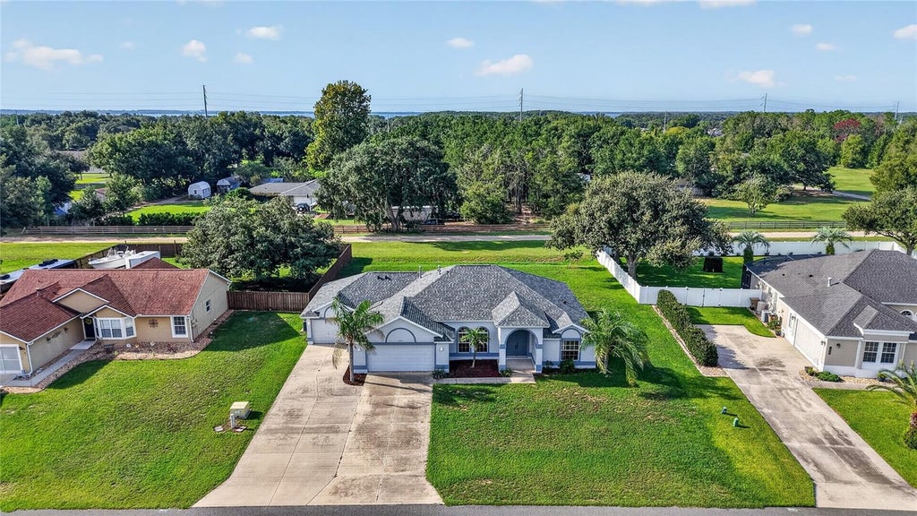 Photo of 36731 Tropical Wind Lane, Grand Island, FL 32735 (MLS # G5117932)