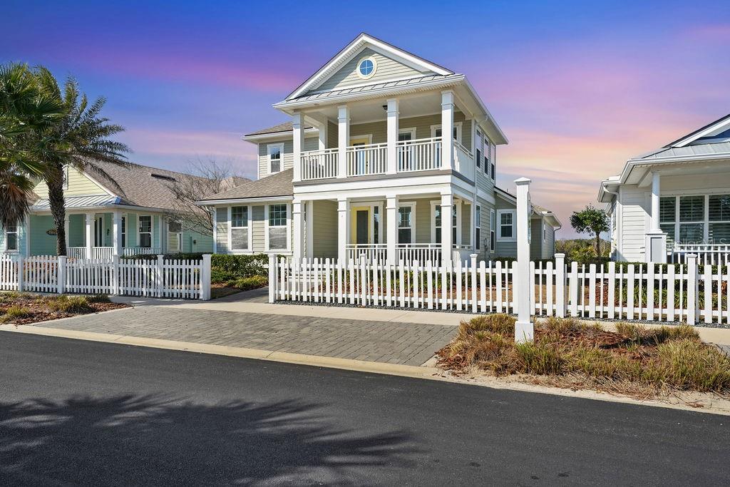 4 HIDDEN TREASURE DRIVE