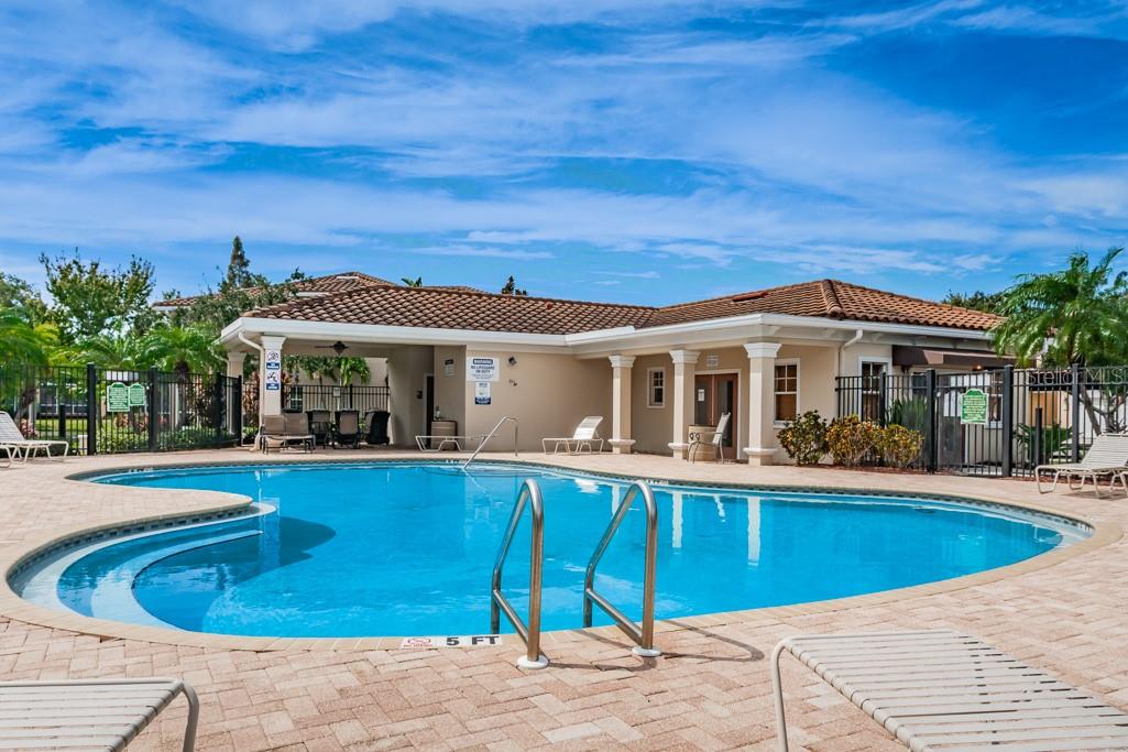 VILLAS OF CARILLON - Residential