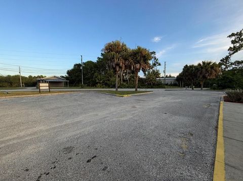 Tiny photo for 1424 N Gulf Avenue, Crystal River, FL 34429 (MLS # OM724811)