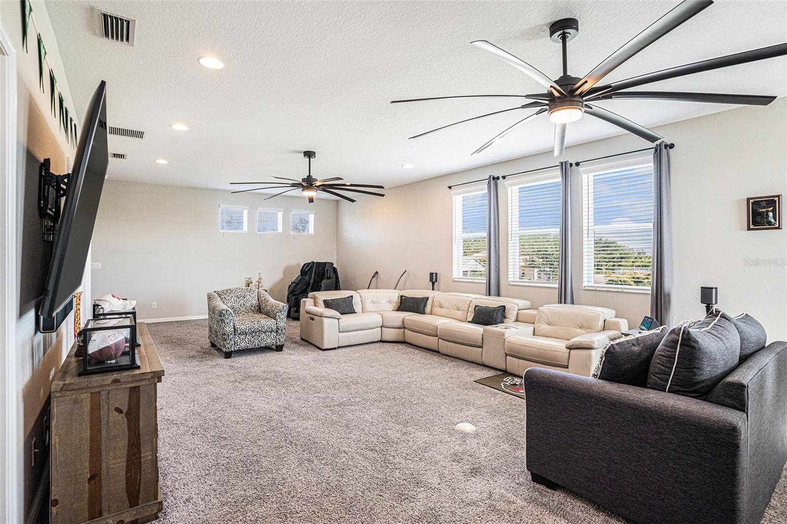 BOUGAINVILLEA PLACE - Residential