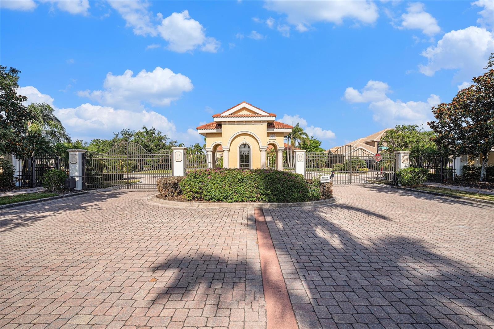 BOUGAINVILLEA PLACE - Residential