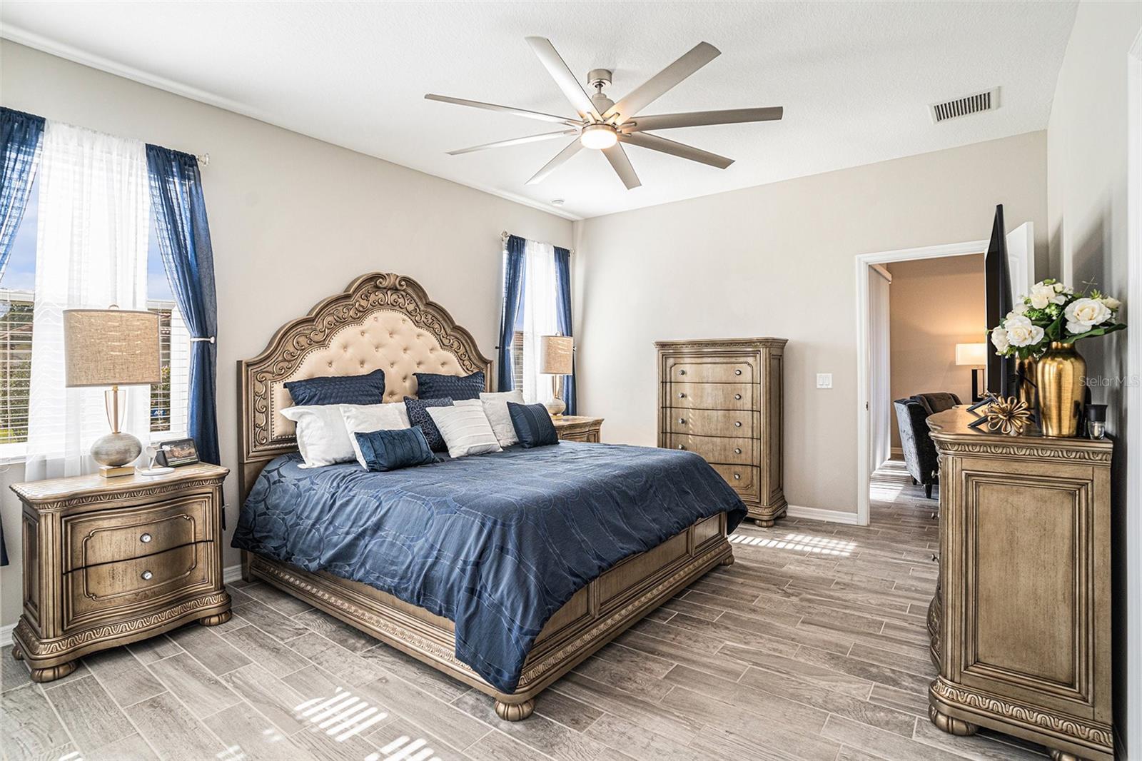 BOUGAINVILLEA PLACE - Residential