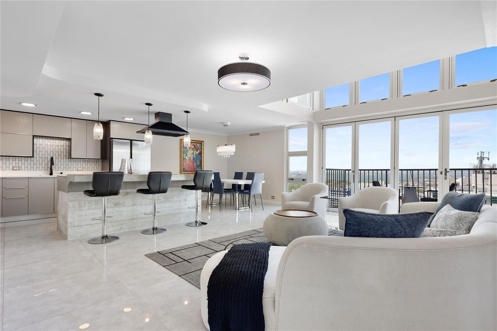 1607 AV PONCE DE LEON 1