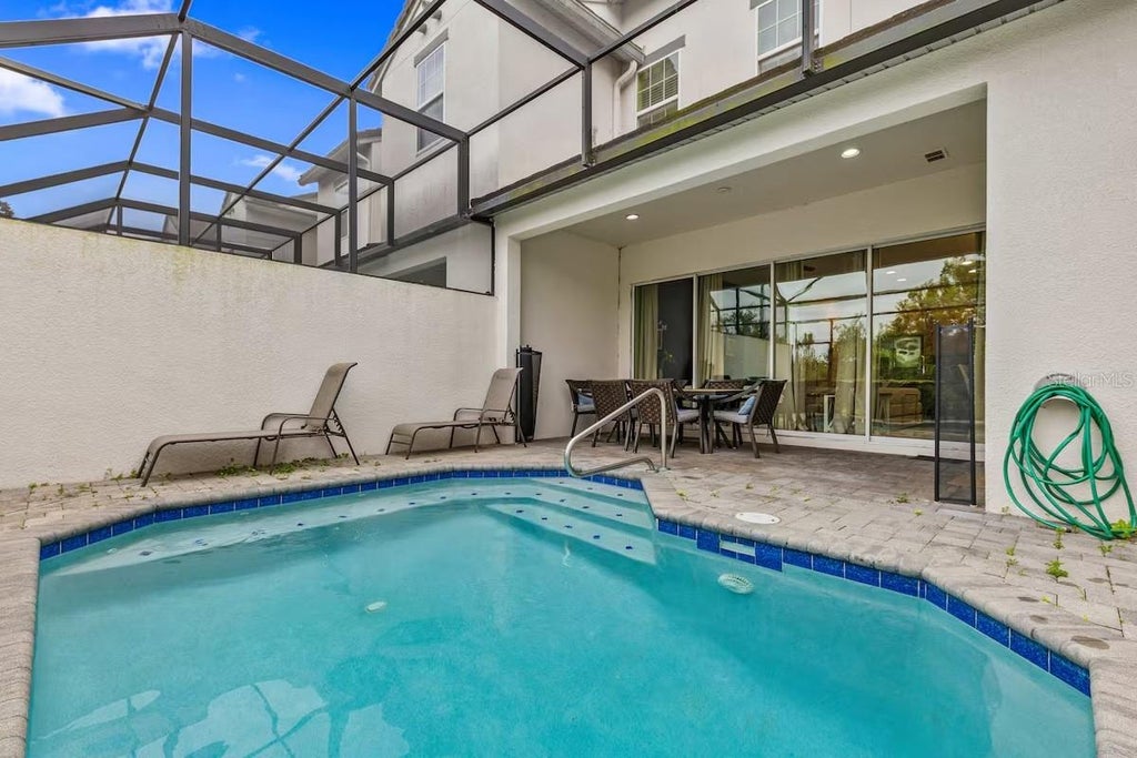 Photo of 462 Captiva Drive, Davenport, FL 33896 (MLS # O6449553)