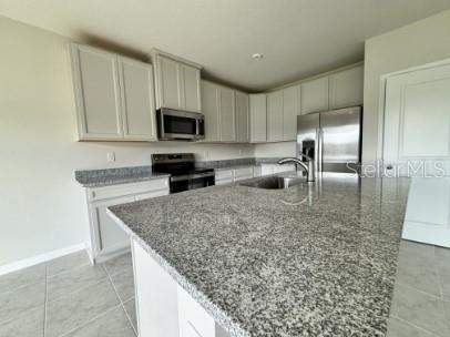 EAGLES CREST - Residential Lease