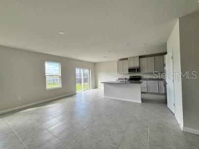 EAGLES CREST - Residential Lease