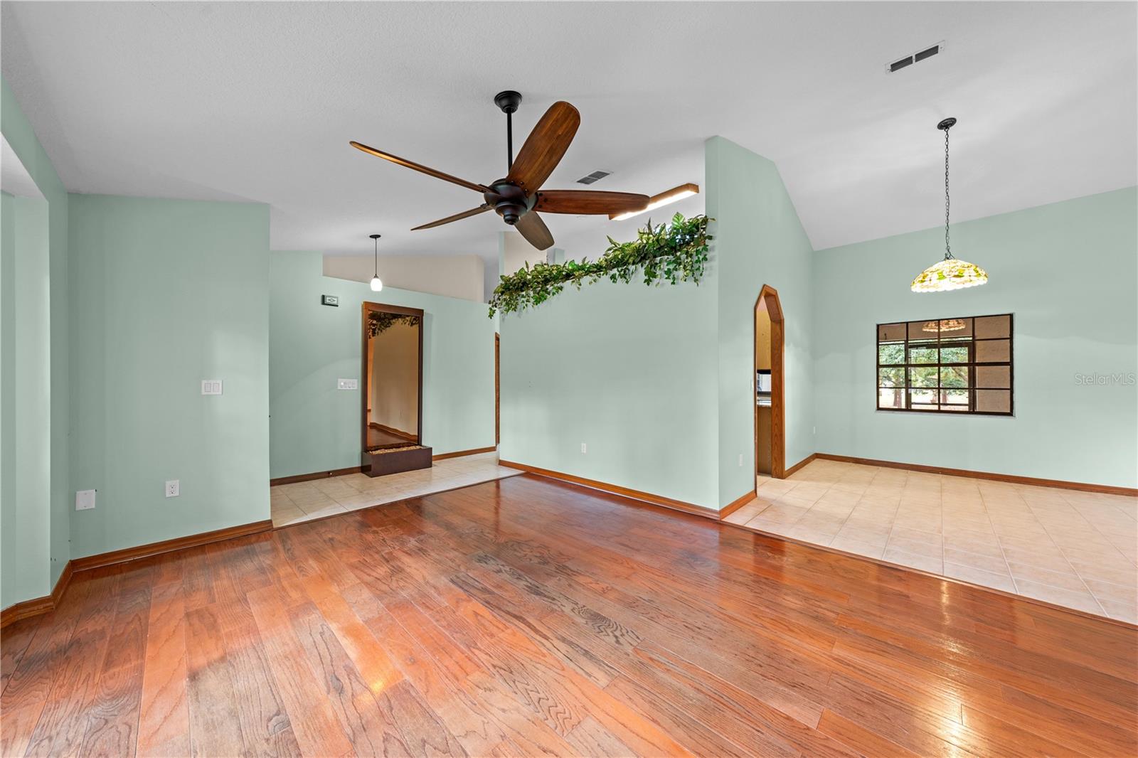 BAY LAKE RANCH UNIT 3 - Residential