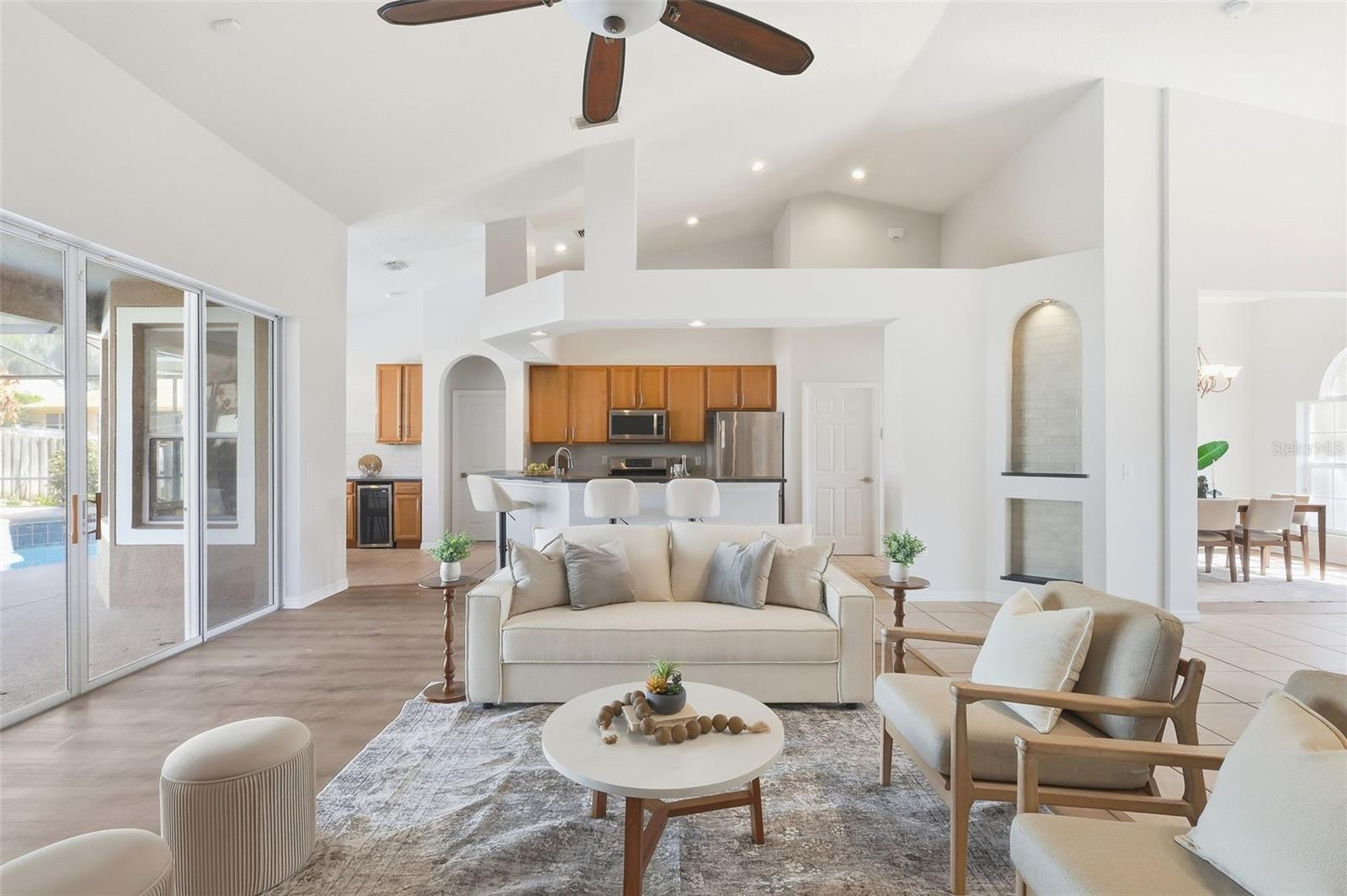 CRYSTAL COVE - Residential