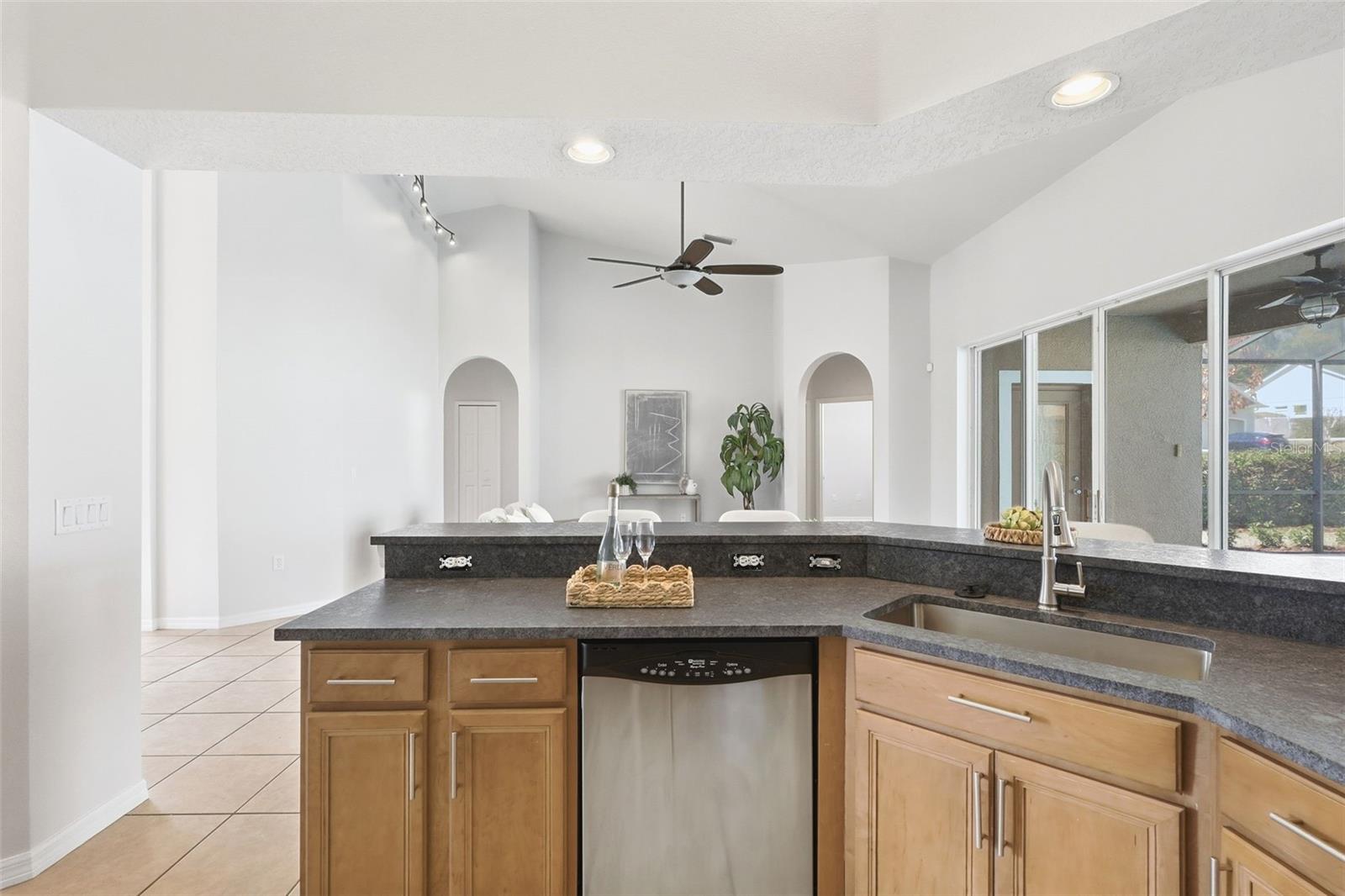 CRYSTAL COVE - Residential