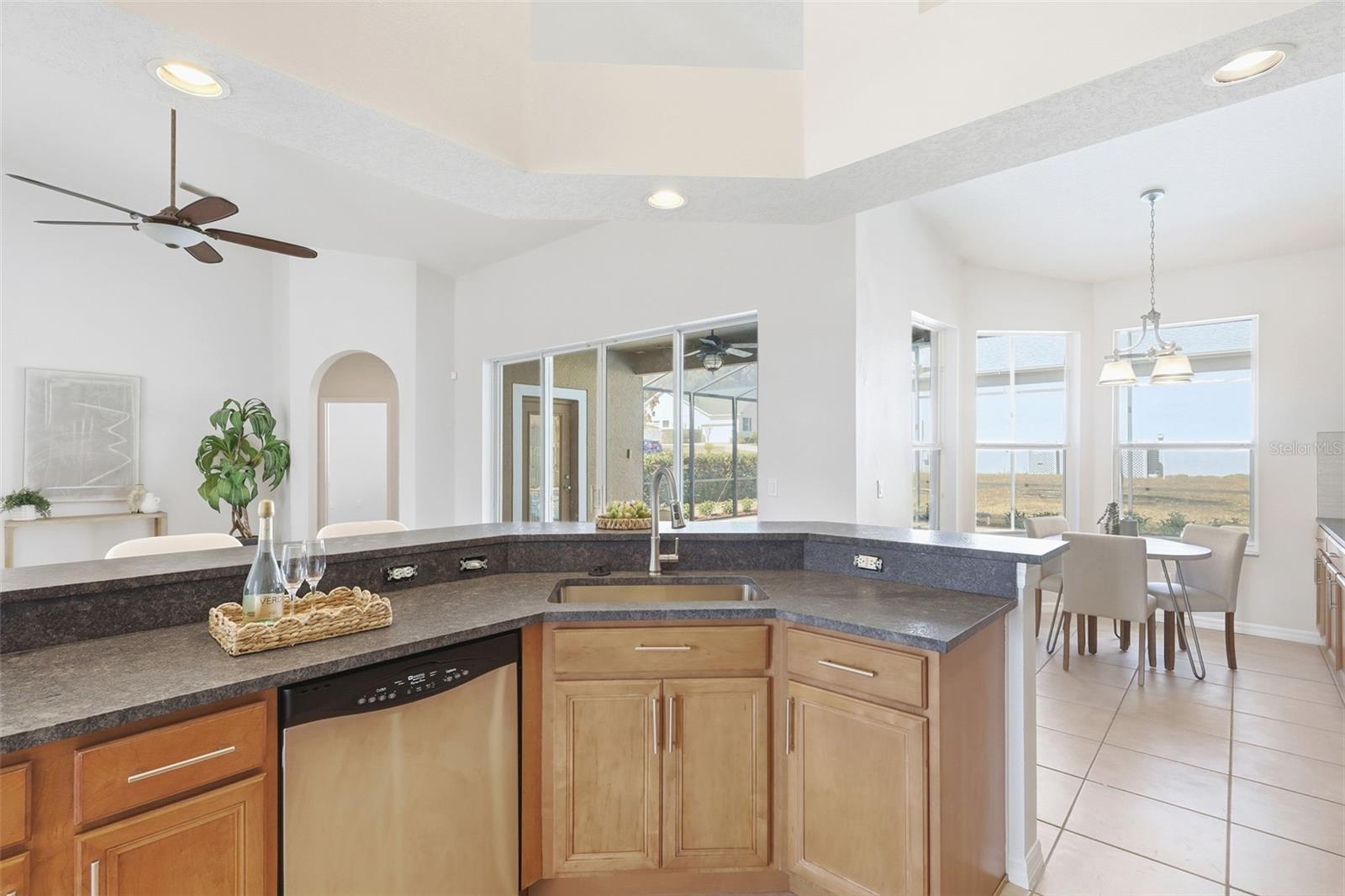 CRYSTAL COVE - Residential