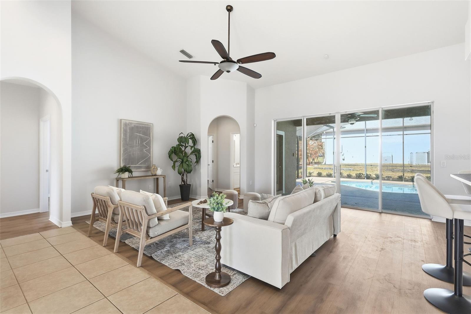 CRYSTAL COVE - Residential