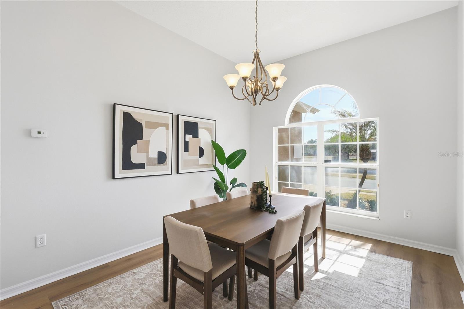 CRYSTAL COVE - Residential