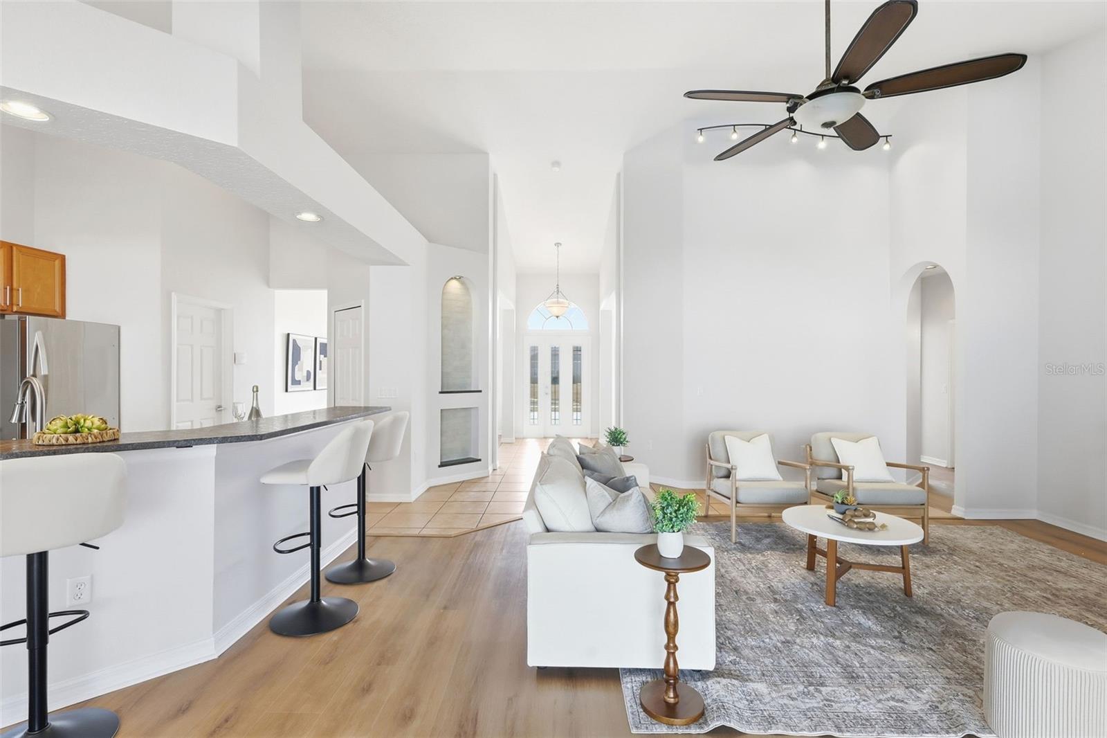 CRYSTAL COVE - Residential